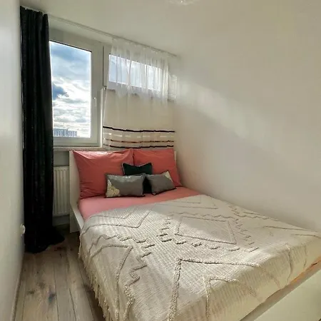 Apartment Mirovski