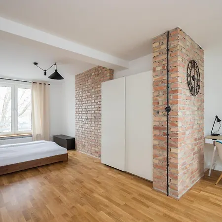 Rondo Wiatraczna Loft Apartment *