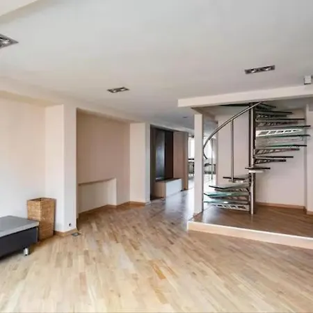 Apartment 3 Floor Luxury 150 M2 - Old Town - Downtown View - Piwna *