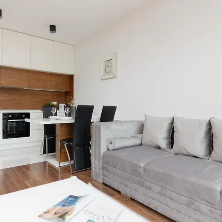 Glamorous Wilanow By Renters Warsaw