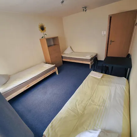 Wilanow House Hostel