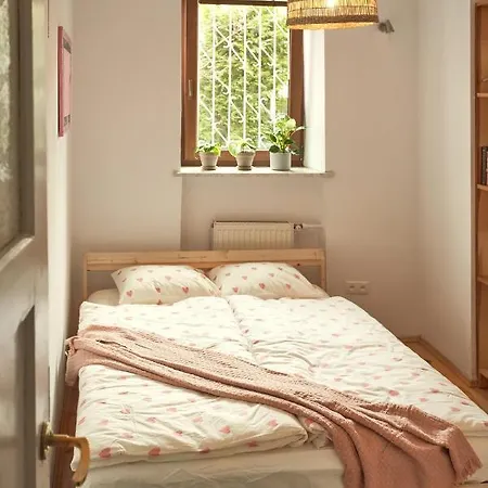Apartament Stary Mokotow, Z Ogrodkiem Warszawa
