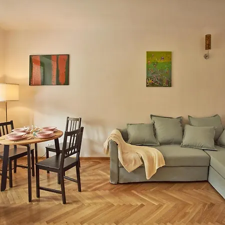 Apartament Stary Mokotow, Z Ogrodkiem Warszawa
