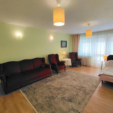 Dom Na Zaciszu Варшава