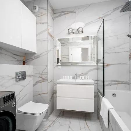 Apartment 1 Sierpnia Street *