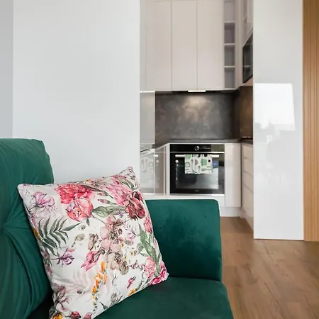 Zupnicza Praga Apartment *