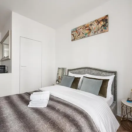 Ciasna Old Town Studio Apartment