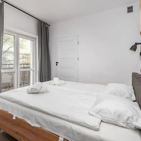 Bialobrzeska 30 By Homeprime Warszawa