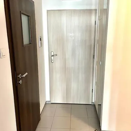 Apartamento Okrzei Manufaktura Praga *