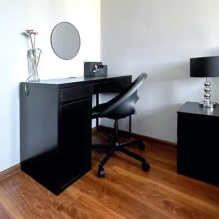 Concierge Anielewicza Apartment *