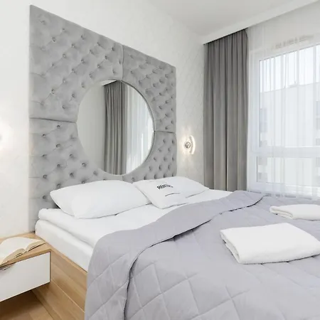 Apartment Praga Arte With Parking & Balcony By Renters Warsaw