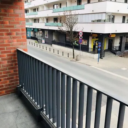 Apartment Apartments, Warsaw, Przy Metro Szwedzka