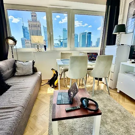 Platinum Metro X2 Wifi 350 Mbs Netflix Hbo Appletv Apartment Warsaw