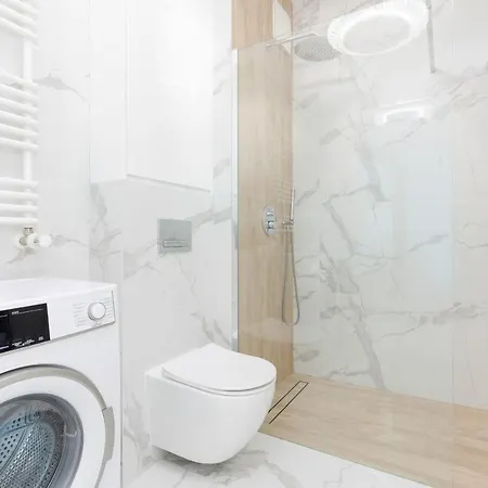 Apartment Praga Arte With Parking & Balcony By Renters *