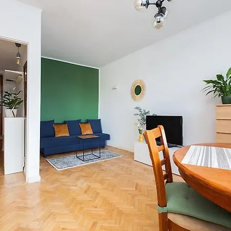 Apartment Close To Old Town - Cosy, Fully Equipped *