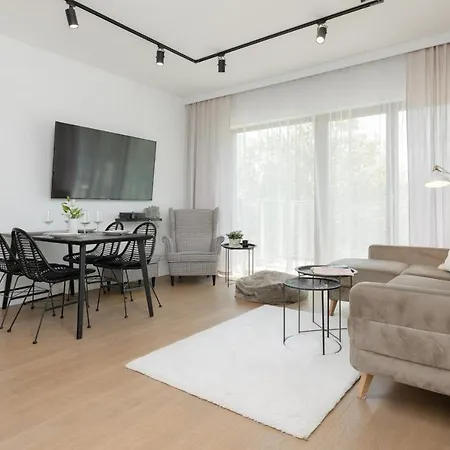 Boutiq Park Elegant With Parking By Renters