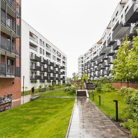 Bohema Place - Metro Szwedzka Apartment *