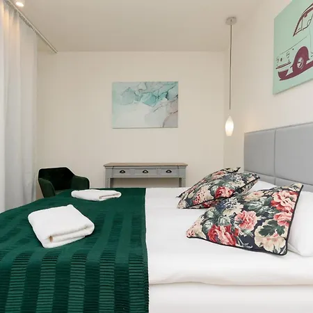 Apartment City View With 2 Bedrooms & Ac By Renters