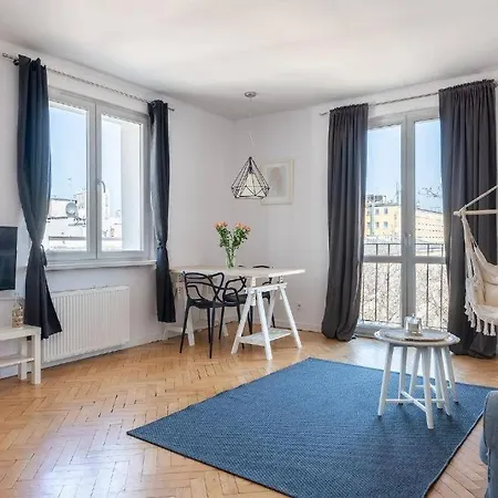 Apartment Sleepwithus Wilcza 55/63 Warsaw