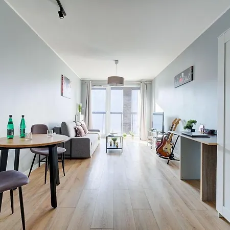 Szwedzka 4 Studio + Balcony Warsaw