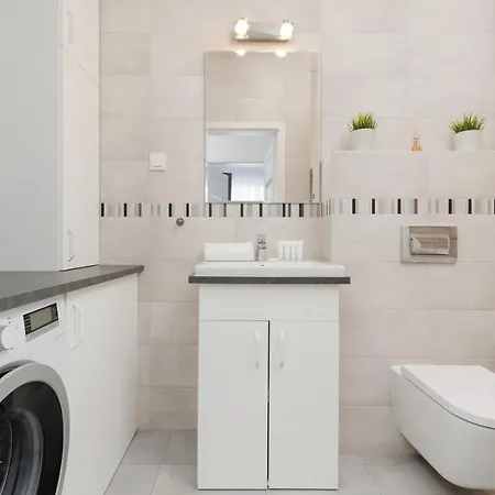Goclaw & 2 Bedrooms & Parking & Balcony By Renters Warsaw