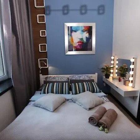 Emilii Plater 36, Centrum Apartment