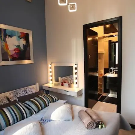 Emilii Plater 36, Centrum * Warsaw