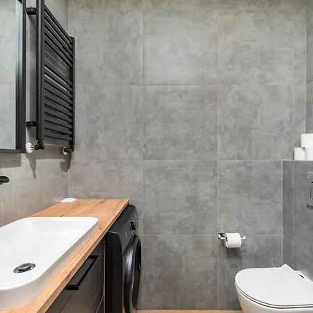 Siedmiogrodzka 3 By Homeprime * Warsaw