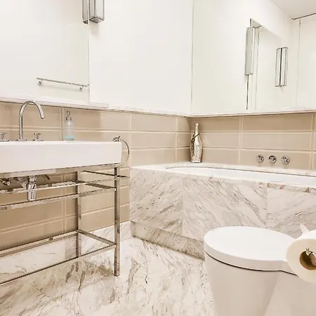 Quiet Luxury Powisle - Centrum Kopernik Apartment Warsaw