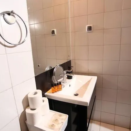 Emilii Plater 36, Centrum Apartment