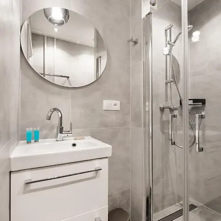 Apartment Ogrodowa White *