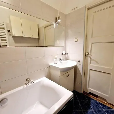 Niepodleglosci 84 Apartament Apartment