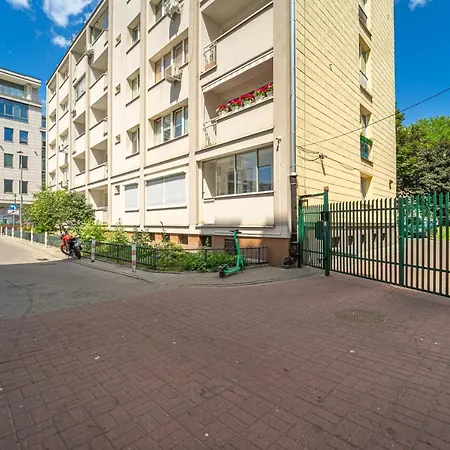 Powisle Business - Balcony, Workspace - By Rentujemy * Warszawa