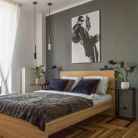 Old Town Heart X Luxury - Piekna Warszawa