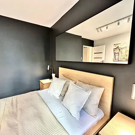 Neon 3 Silence Metro Wifi 85'tv Netflix Hbo Apartamento