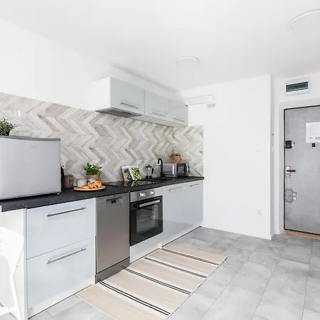 Apartment Superapart Jana Pawla Ii 18 *