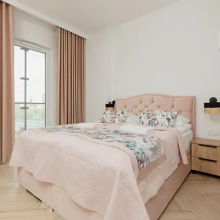 Wola Business Kasprzaka By Renters Aparthotel *