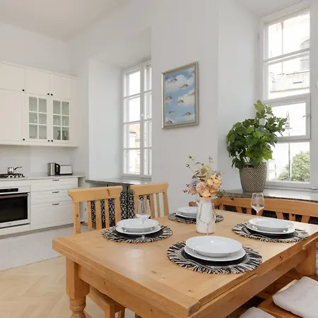 Family Freta Old Town By Renters Appartamento *