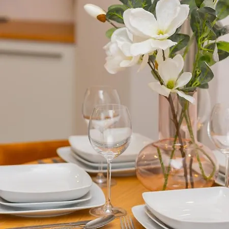 Pge Narodowy Praga - Jagiellonska By Renters * Warsaw