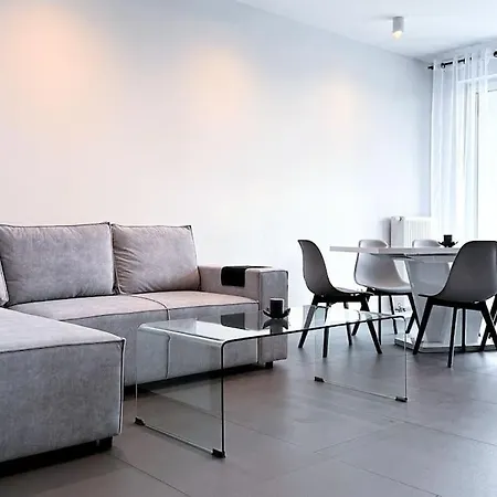 Concierge Chrzanowskiego Warsaw