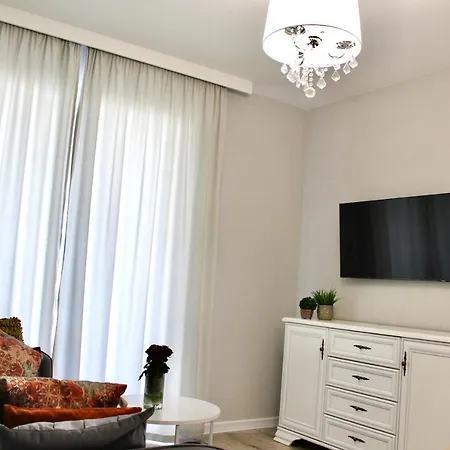 Apartment Lux 2 Pokojowe In Z Bezplatnym Podziemnym Parkingem Warsaw