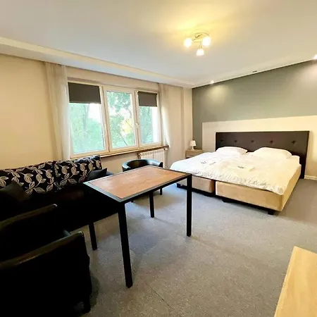 Apartment Wifi, Parking W Centrum, Ladne Ul. Anielewicza 25 Warsaw