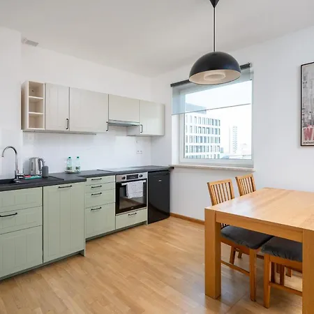 Wola Rogalinska Comfort Apartment