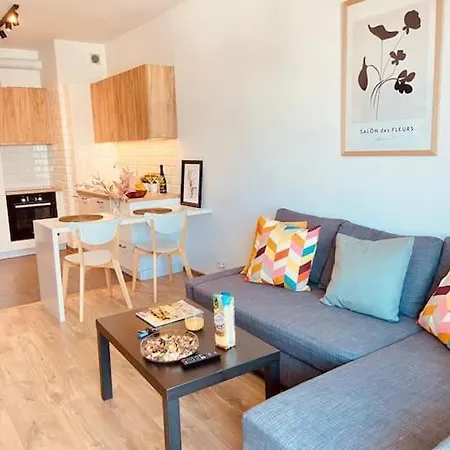 Spacious,stylish And Comfortable 2 With Million Dollar View Апартаменты *