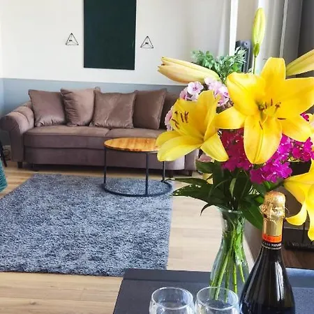 Apartament Be My Guest - Jerozolimskie - Super Centrum Metro Wi-fi Breakfast *