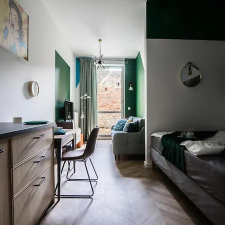 Apartment Zamkniete-stylish In Modern Building - Praga - 10min To Old Town - Z14 Warsaw