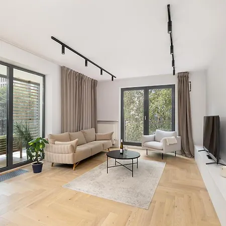 Ecru 3-bedroom Luxurious With City View Wwa22