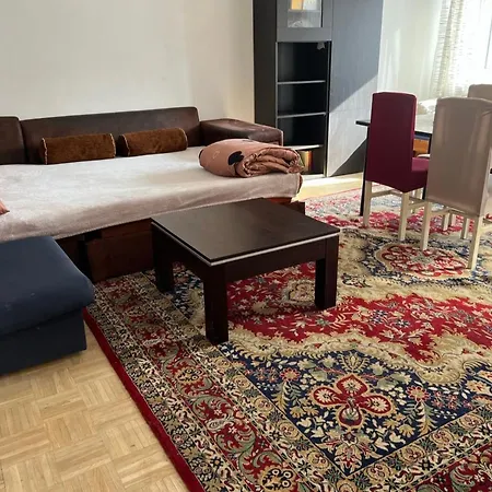 Warsaw Rooms * Warsaw