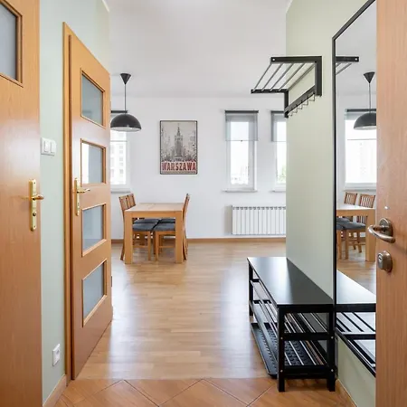 Apartment Wola Rogalinska Comfort
