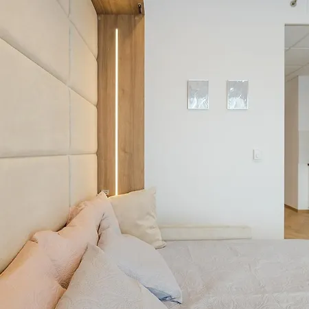Apartment Kasprzaka 29 - Bezplatny Parking - Free Parking - Piekny Widok Na Centrum Miasta - Duzy Balkon - Smart Tv 55 Cali - Wifi - Better